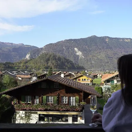 Alpenrose And Gardens Hotel