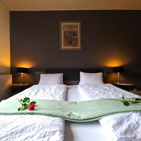 Alpenrose And Gardens 2*