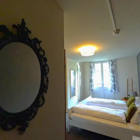 Alpenrose And Gardens מלון