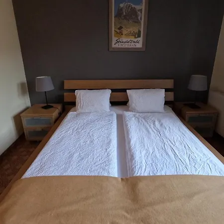 Alpenrose And Gardens