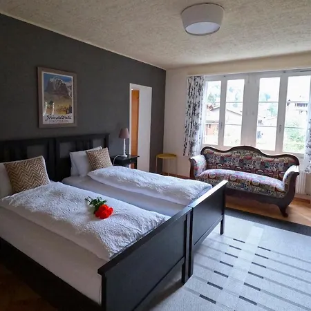 Hotel Alpenrose And Gardens