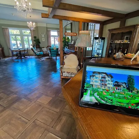 Alpenrose And Gardens Вильдерсвиль