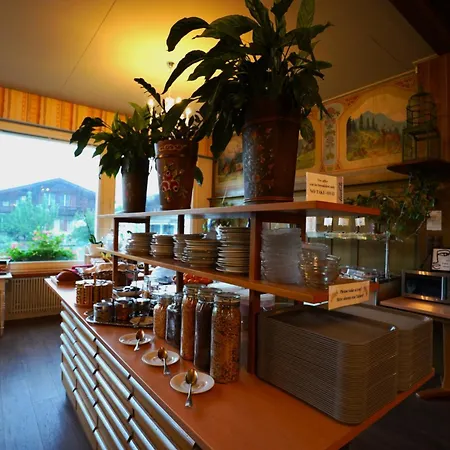 Alpenrose And Gardens 2*