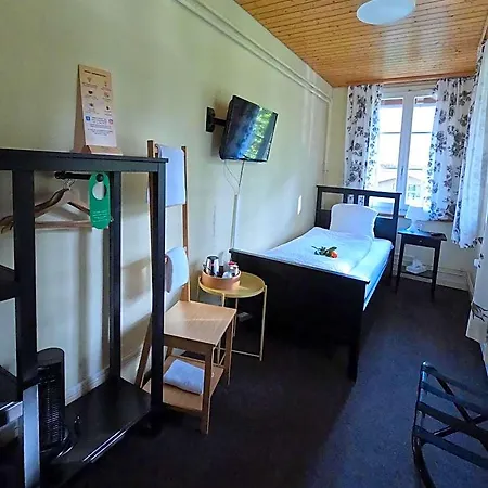 Ξενοδοχείο Alpenrose Hotel And Gardens 2*