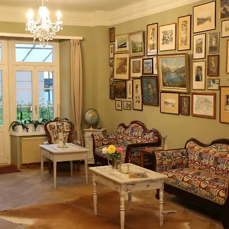 Alpenrose And Gardens Отель 2*