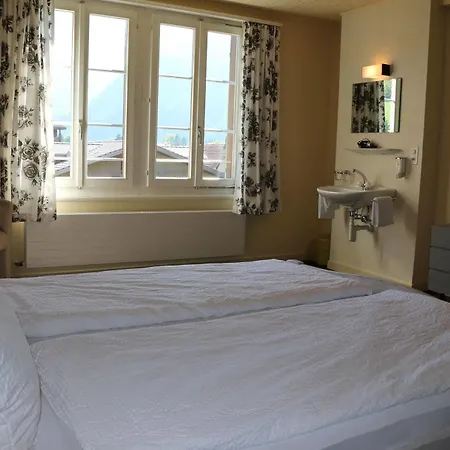 Отель Alpenrose And Gardens Вильдерсвиль