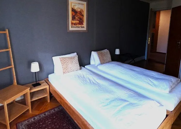 Alpenrose And Gardens Hotel 2*