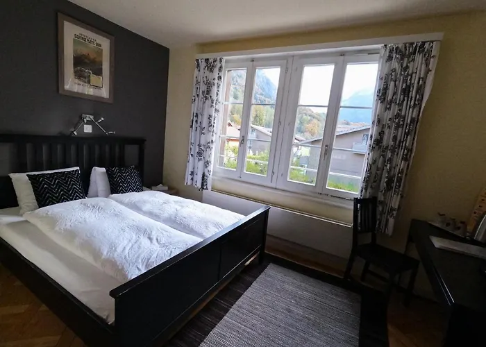 Hotel Alpenrose And Gardens