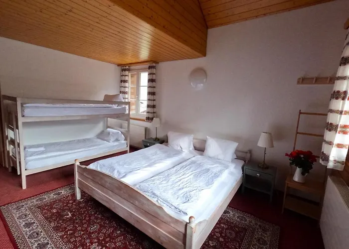 Hotel Alpenrose And Gardens 2*