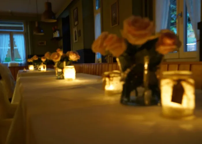 Alpenrose And Gardens Hotel